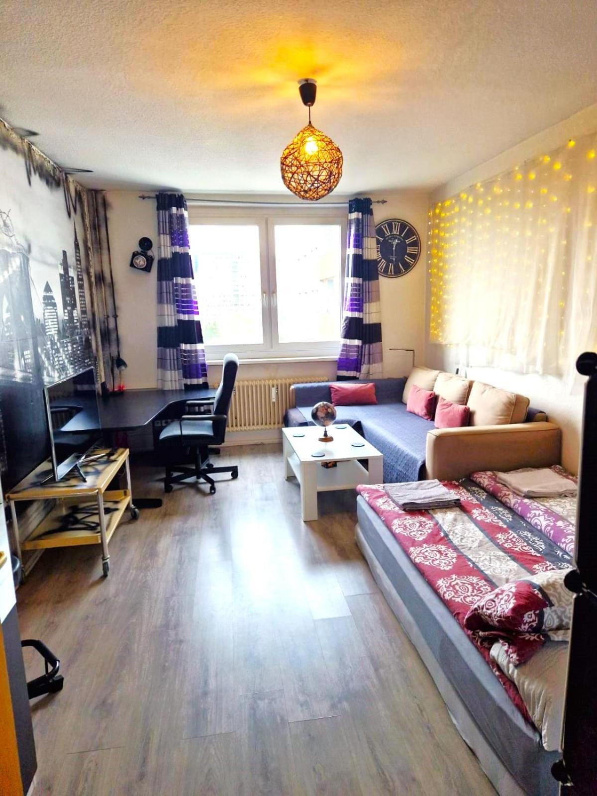 Cozy Trendy Spacious Room In Green Area 12 Min. Near To The Center Alexanderplatz Berlim Exterior foto