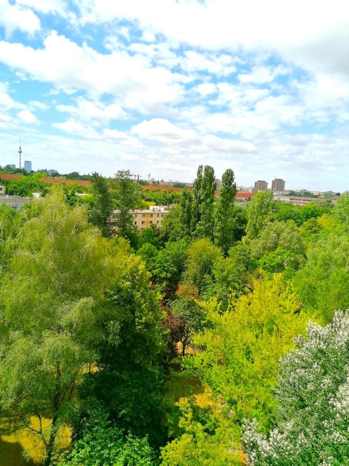 Cozy Trendy Spacious Room In Green Area 12 Min. Near To The Center Alexanderplatz Berlim Exterior foto